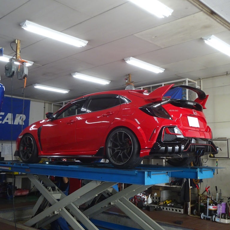 シビックタイプR FK8　VARISボンネット＆ポテンザRE71RZ
